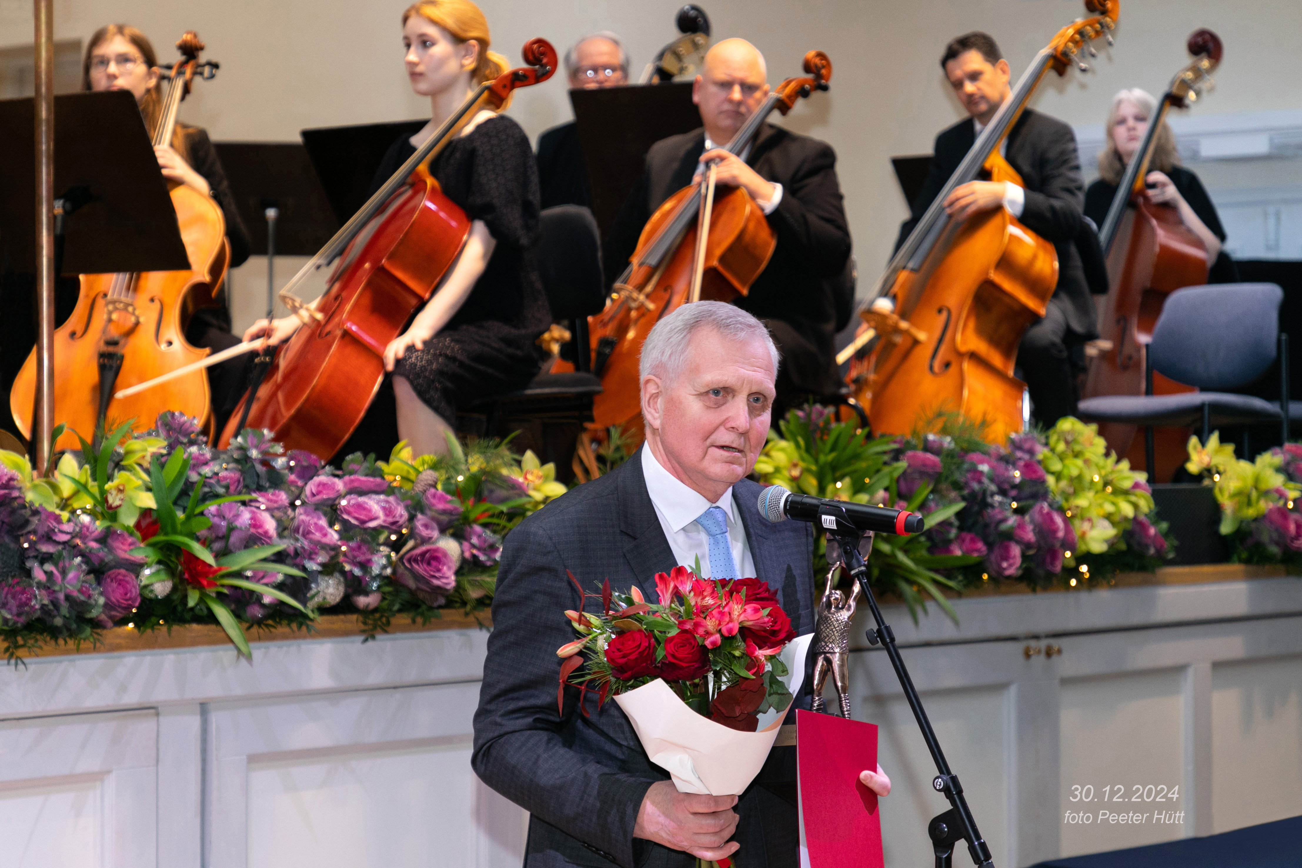 Tunnustati Harjumaa teenekamaid