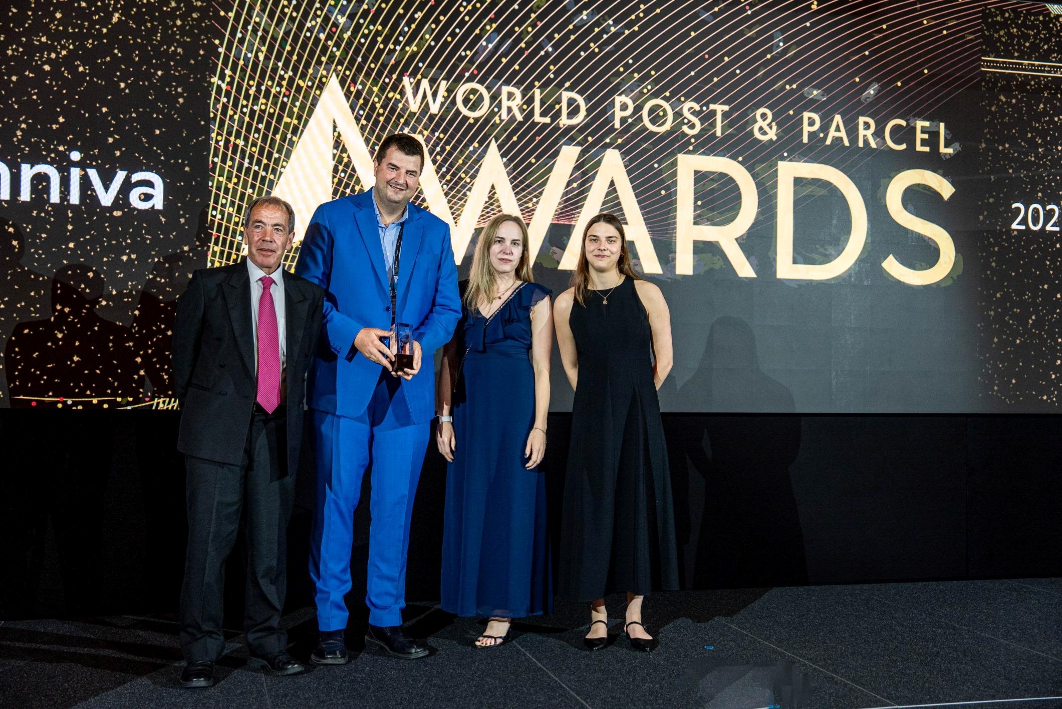 Äsja lõppenud 26. maailma posti- ja pakiveo valdkonna tippauhindade jagamisel – World Post & Parcel Awardsil – pärjati Eesti riigiettevõte Omnivatervelt kahe ül